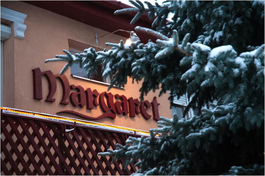 Margaret Apartman Egerszalók Buitenkant foto