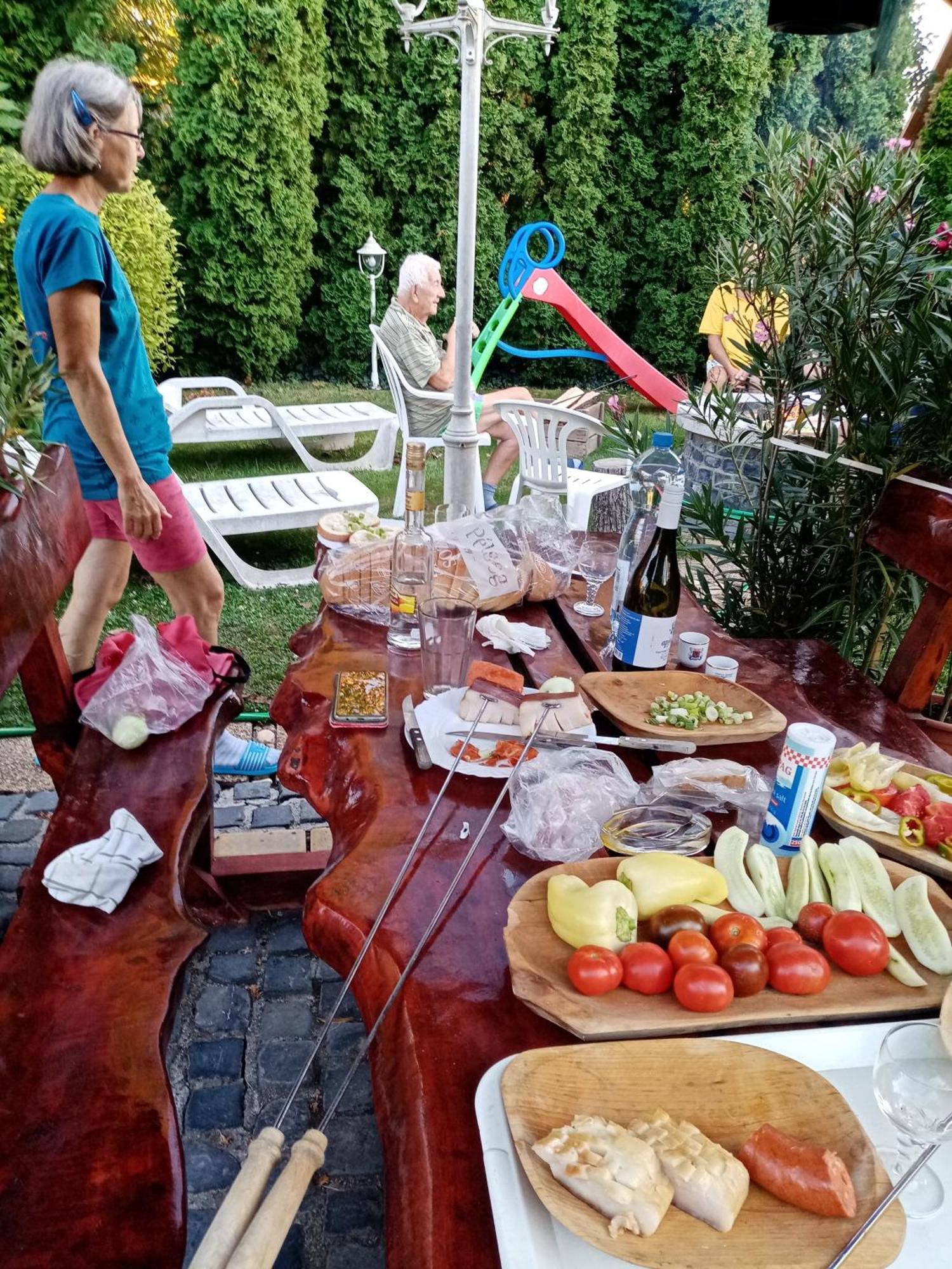 Margaret Apartman Egerszalók Buitenkant foto